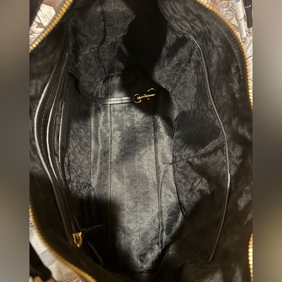 MICHAEL KORS MATILDA LEATHER SHOULDER BAG - Picture 8 of 8